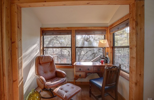 Lower Basin Lake Travis House | Perfect Escape w/access to Lake Austin
