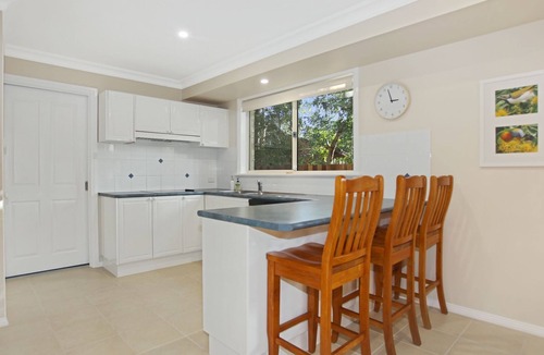 Hawks Nest House | Perfect Family Accommodation - Free WIFI