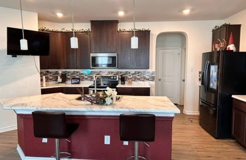 Seguin House | Perfect Family Getaway close to Schlitterbahn/Lake McQueeney/River Walk