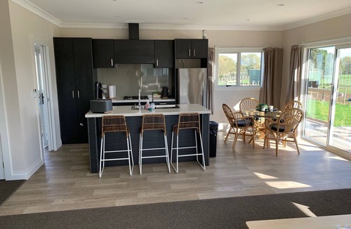 Brixton House | Perfect Family Getaway Waitara, Near New Plymouth, Taranaki