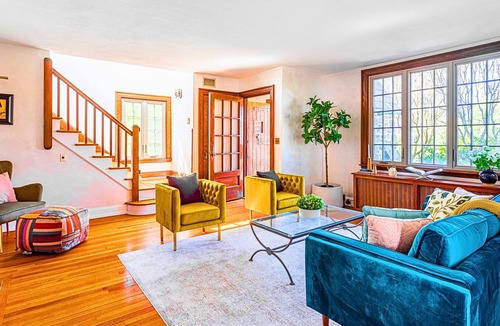 Tallman House | Perfect Family Retreat w/ Pool - Victorian style