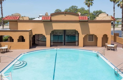 St. Augustine Hotel | Perfect Find! 4 Great Units, Outdoor Pool, Free Parking, Near Davenport Park