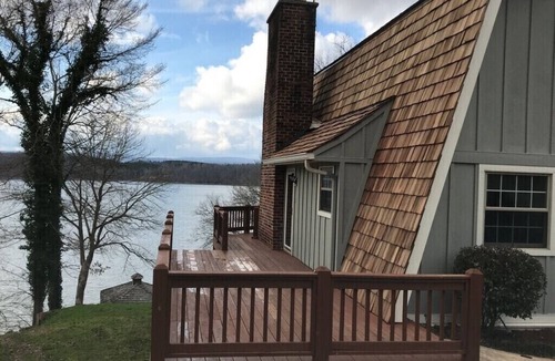 Birchwood House | Perfect Fishermen’s Retreat on the Tennessee River or a Relaxing Family Getaway.
