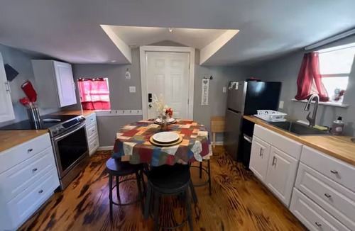 San Angelo House | Perfect for 2: Pet Friendly