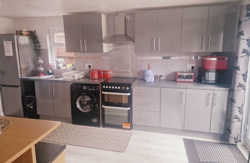 Seisdon Apartment | Perfect for Exploring Birmingham