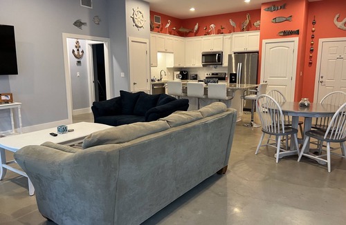 Port O Connor House | Perfect for fishermen and families for your stay in Port O'Connor!
