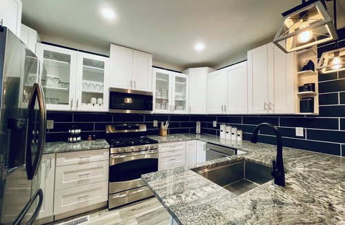 St. Charles House | Perfect for large groups.
