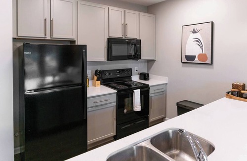 Spartanburg Apartment | Perfect for long stays, walk to downtown, king bed