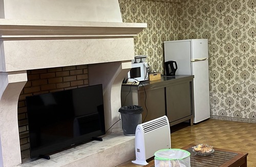 Castelnau-Magnoac House | Perfect for relaxed group getaways