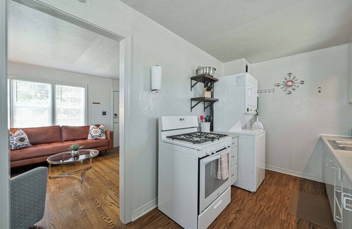 Asian District Apartment | Perfect for travel workers ✈️, budget-friendly for long stays🏠!