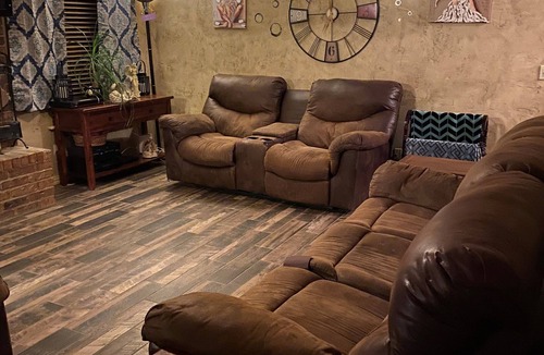 Dumas House | Perfect for winter or summer and plenty of room for a gathering!
