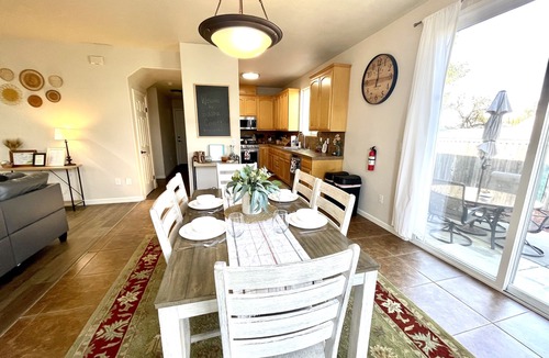 Montgomery Village House | Perfect for WORK and PLAY!