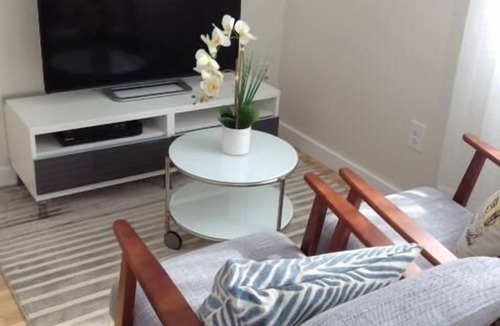 Lower Arapahoe Apartment | Perfect For You! New Everything!