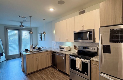 Fort Worth Apartment | Perfect Game Day Apartment Near TCU Walk to Shops Pool, Gym & Free Parking