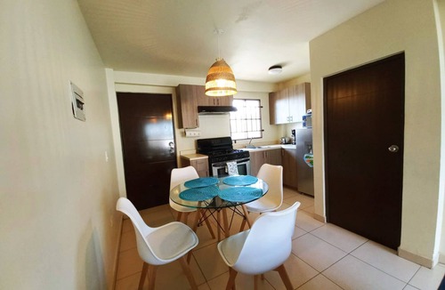 Centro Playas House | Perfect Getaway House w Rooftop