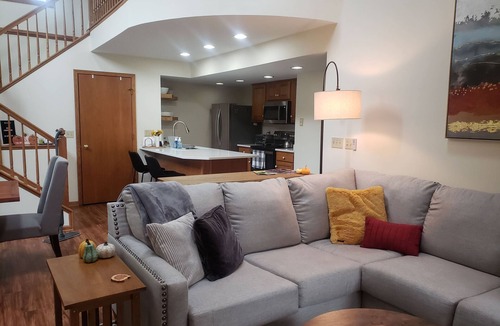 The Galena Territory House | Perfect Getaway - Cozy Cottage in The Galena Territory