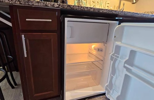 Rogers Seabreeze Condo | Perfect Getaway ~ Ocean Front Complex ~ Pool Open