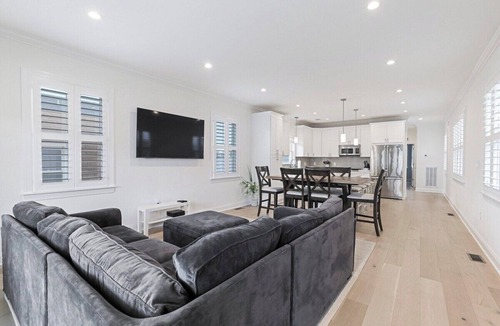 Manasquan House | Perfect Getaway – Steps from the Beach!