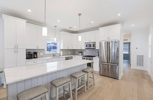 Manasquan House | Perfect Getaway – Steps from the Beach!