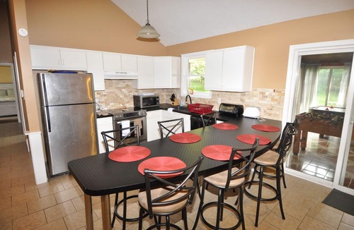 Albrightsville House | Perfect Getaway In The Poconos! (House #1) HotTub ! Gameroom! WiFi !
