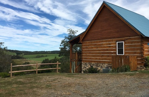 Vesta Cabin | Perfect Getaway off the BR Parkway. Close to Mabry Mill, views, and wineries
