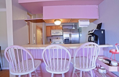 Corpus Christi Condo | Perfect ground floor unit ready to entertain your family vacation.