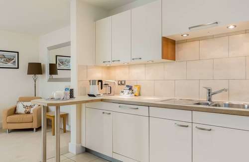 Poole Apartment | Perfect Harbour Views - Incredible Views