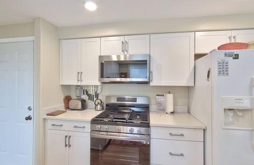 Keizer House | Perfect Home Base for Adventure