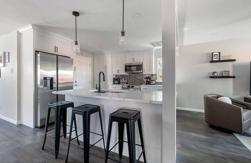 South Arlington House | Perfect Home Base - Hoop, Mini Golf & More