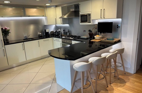 Kelvinbridge Apartment | Perfect in The Park