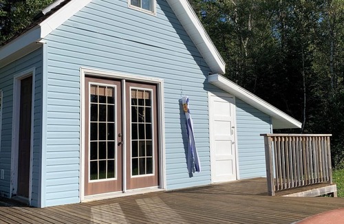 Amherst House | Perfect Lakefront Cottage