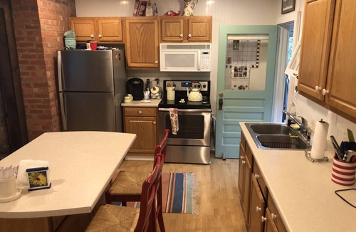 Marietta House | Perfect Lakeside Getaway