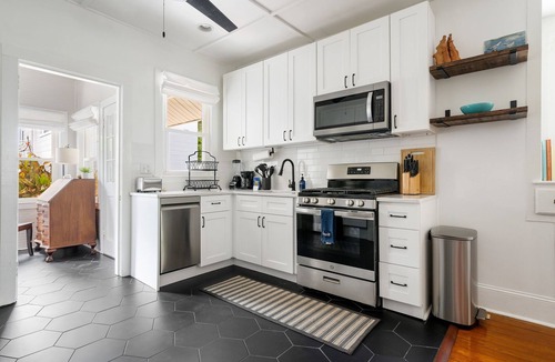North Charleston House | Perfect Location from Park Circle | The Arrow