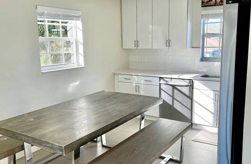 West Palm Beach Apartment | Perfect location, close to everything!