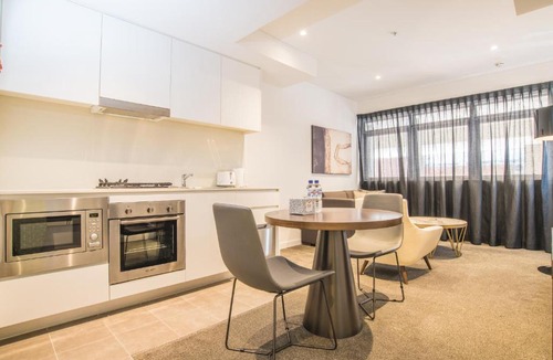Chatswood CBD Apartment | Perfect location 1bed apt