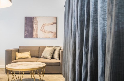 Chatswood CBD Apartment | Perfect location 1bed apt