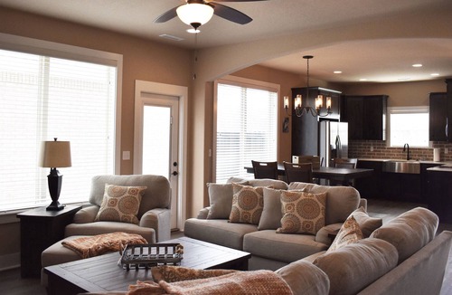 Fayetteville House | Perfect location 740 N. Malbec! Entire house! Sleeps 8!