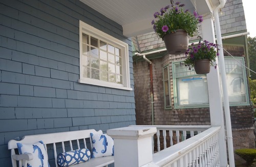 Off Broadway House | Perfect Location close to downtown