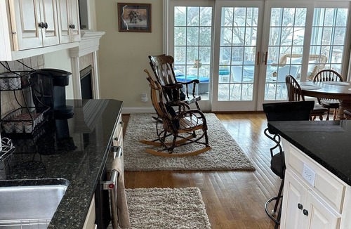Buechel House | Perfect location for Bourbon and beyond!