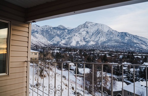 Mount Olympus House | Perfect Location! Perfect View!