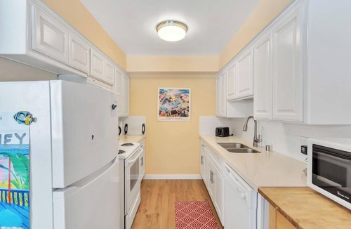 Ocean Beach House | Perfect Location W/Pool and Parking, Walk 2 Beach!