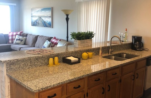 Osage Beach Condo | PERFECT LOCATION WITH A GREAT VIEW. 🐠🌞😎