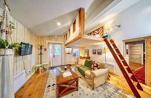 Ayers Cliff House | Perfect Loft for a Weekend in the Eastern Townships