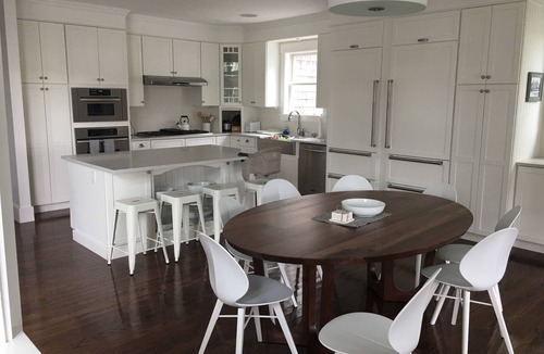 West Tisbury House | Perfect Luxury Vineyard Retreat