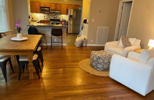 Midtown House | Perfect Master's Rental! n