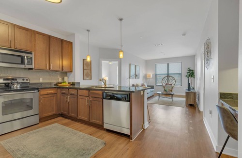 The Gulch Apartment | Perfect Pad in the Gulch! 2BR & Gym!