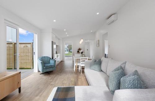 Papamoa Beach House | Perfect Papamoa Beach Bach