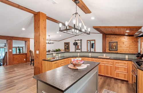 Van Zandt County House | Perfect Paradise! Hot Tub | Nature | Kayaks