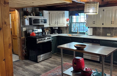 Tupper Lake Cabin | Perfect Readaway Vacation Spot