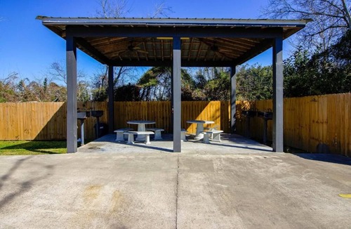 Sulphur Apartment | Perfect Room for Adventure Seekers Near Creole Trail